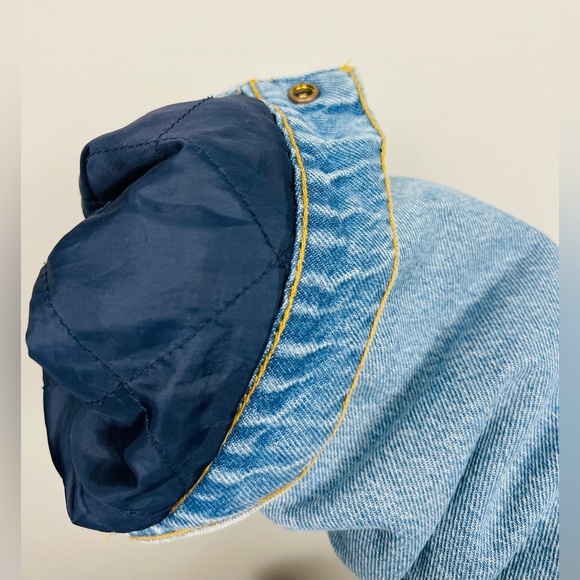 Levi's Sherpa Trucker Jacket · Blue Denim - Picture 13 of 16